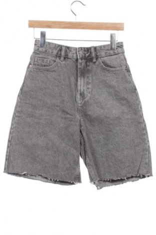 Dámské kraťasy  Cropp, Velikost XS, Barva Šedá, Cena  493,00 Kč