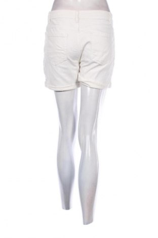 Damen Shorts Esmara, Größe S, Farbe Weiß, Preis € 3,99
