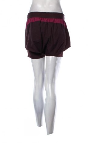 Dámské kraťasy  H&M, Velikost M, Barva Fialová, Cena  179,00 Kč