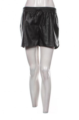 Dámské kraťasy  Tally Weijl, Velikost M, Barva Černá, Cena  296,00 Kč