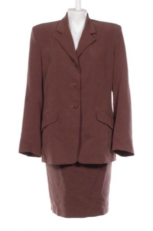 Дамски костюм Gianni Rodini, Размер L, Цвят Кафяв, Цена 8,69 €