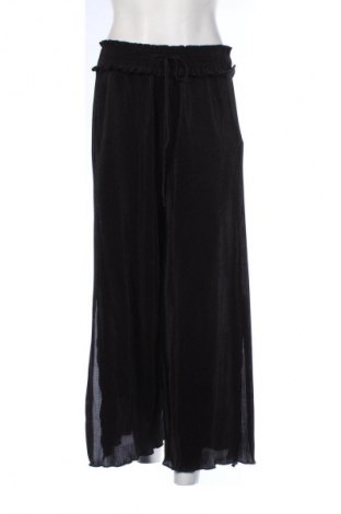 Dámské kalhoty  Bershka, Velikost M, Barva Černá, Cena  219,00 Kč