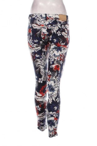 Damenhose Zara, Größe M, Farbe Mehrfarbig, Preis 18,99 €