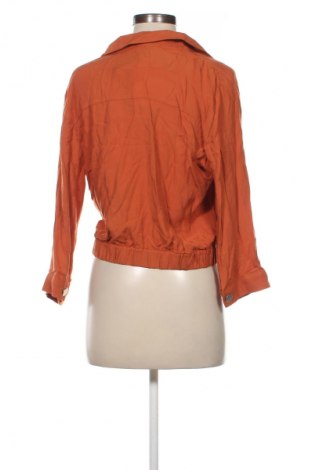 Damenjacke Bershka, Größe L, Farbe Aschrosa, Preis € 6,99