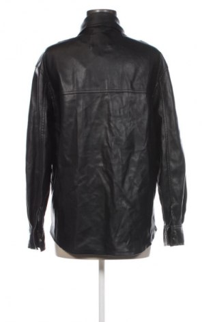 Dámská bunda  Bershka, Velikost M, Barva Černá, Cena  448,00 Kč