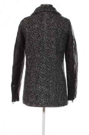 Γυναικείο μπουφάν Edc By Esprit, Μέγεθος S, Χρώμα Πολύχρωμο, Τιμή 54,99 €