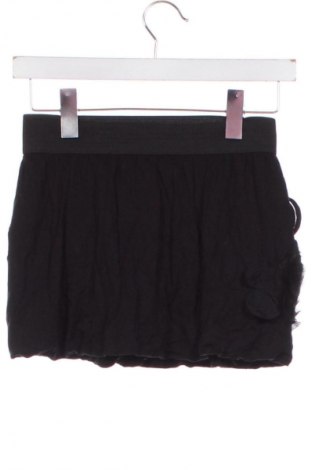 Детска пола Julie's Closet, Размер 7-8y/ 128-134 см, Цвят Сребрист, Цена 2,04 €