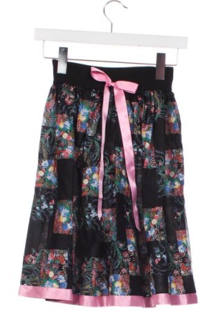 Kinderrock Unbranded, Größe 8-9y/ 134-140 cm, Farbe Mehrfarbig, Preis 9,99 €