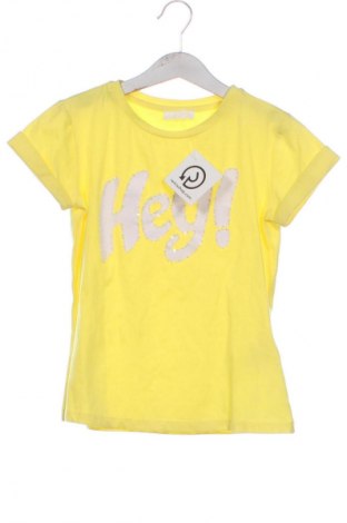 Dziecięcy T-shirt Fun & Fun, Rozmiar 4-5y/ 110-116 cm, Kolor Żółty, Cena 30,99 zł