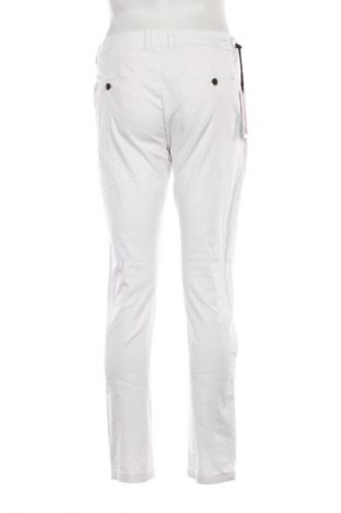 Herrenhose Lindbergh, Größe M, Farbe Weiß, Preis € 22,99