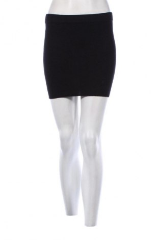 Sukně Clockhouse, Velikost S, Barva Černá, Cena  49,00 Kč