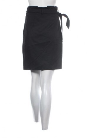 Sukně H&M, Velikost S, Barva Černá, Cena  299,00 Kč