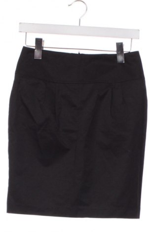 Sukně H&M, Velikost XS, Barva Černá, Cena  241,00 Kč
