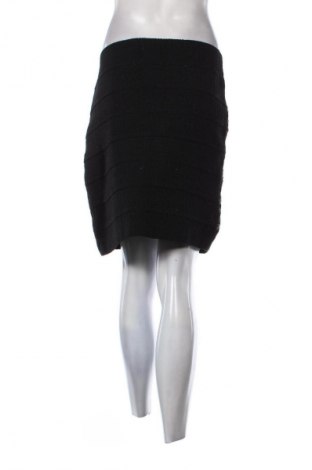 Sukně H&M, Velikost L, Barva Vícebarevné, Cena  127,00 Kč