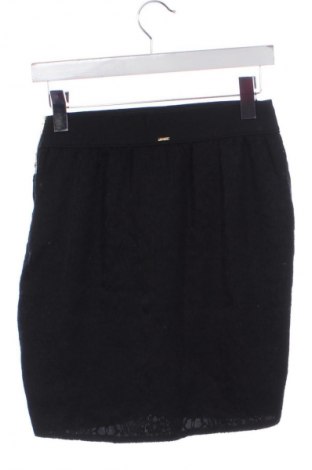 Szoknya IKKS, Méret XS, Szín Fekete, Ár 1 579 Ft