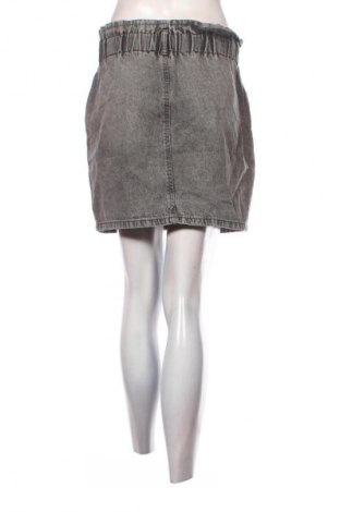 Пола ONLY, Размер M, Цвят Сив, Цена 13,80 €