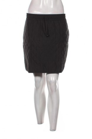 Sukně Pieces, Velikost M, Barva Černá, Cena  109,00 Kč