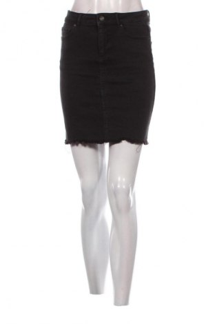 Sukně Pieces, Velikost S, Barva Černá, Cena  49,00 Kč