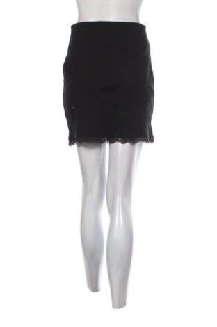 Sukně Sinsay, Velikost M, Barva Černá, Cena  49,00 Kč