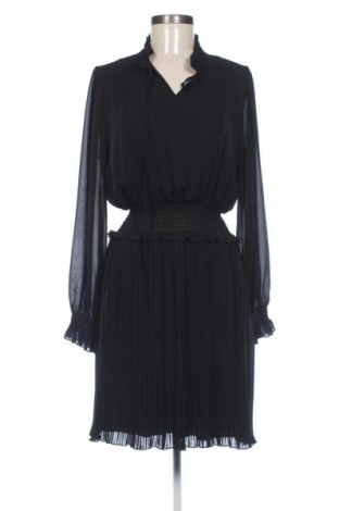 Šaty  Answear, Velikost L, Barva Černá, Cena  485,00 Kč