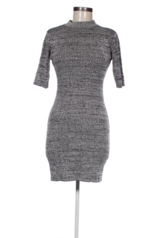 Šaty  Apricot, Velikost L, Barva Vícebarevné, Cena  195,00 Kč