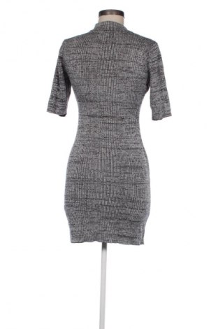 Šaty  Apricot, Velikost L, Barva Vícebarevné, Cena  195,00 Kč