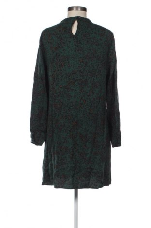 Рокля Apricot, Размер L, Цвят Многоцветен, Цена 4,09 €