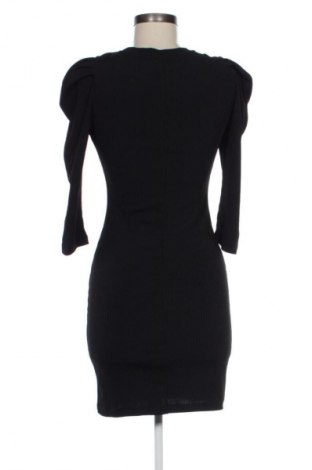 Ruha Bershka, Méret M, Szín Fekete, Ár 5 139 Ft