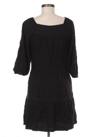 Šaty  Bershka, Velikost M, Barva Černá, Cena  139,00 Kč