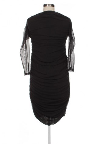 Kleid Boohoo, Größe L, Farbe Schwarz, Preis 13,96 €