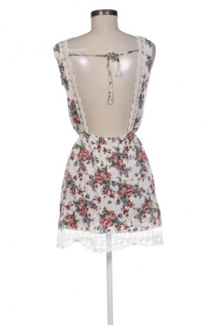 Kleid Brandy Melville, Größe M, Farbe Mehrfarbig, Preis € 4,99