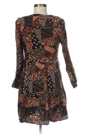 Šaty  C&A, Velikost M, Barva Vícebarevné, Cena  59,00 Kč