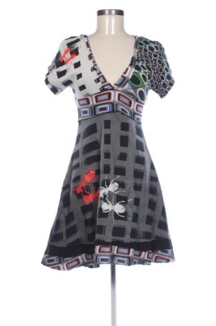 Sukienka Desigual, Rozmiar S, Kolor Kolorowy, Cena 181,99 zł