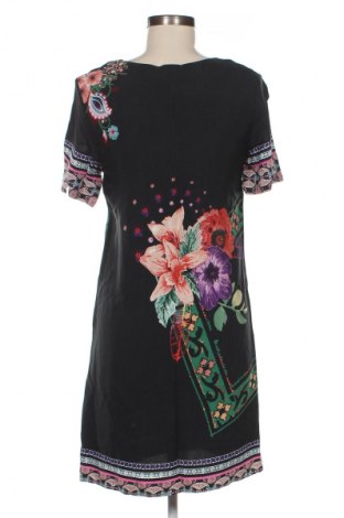 Kleid Desigual, Größe M, Farbe Mehrfarbig, Preis 33,99 €