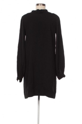 Ruha Esmara, Méret M, Szín Fekete, Ár 3 879 Ft