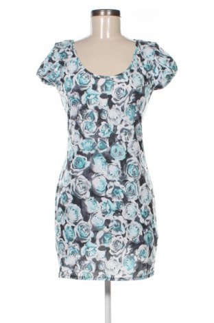 Šaty  F&F, Velikost M, Barva Vícebarevné, Cena  259,00 Kč