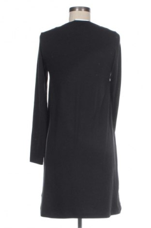 Šaty  F&F, Velikost XS, Barva Černá, Cena  69,00 Kč