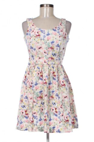 Рокля F&F, Размер S, Цвят Многоцветен, Цена 10,22 €