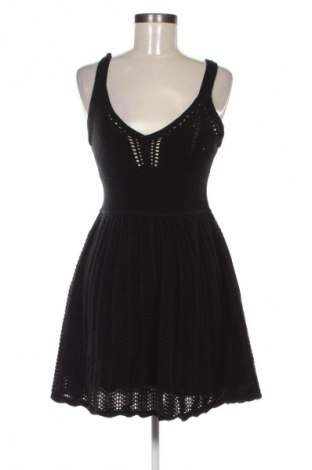 Šaty  Gap, Velikost S, Barva Černá, Cena  239,00 Kč