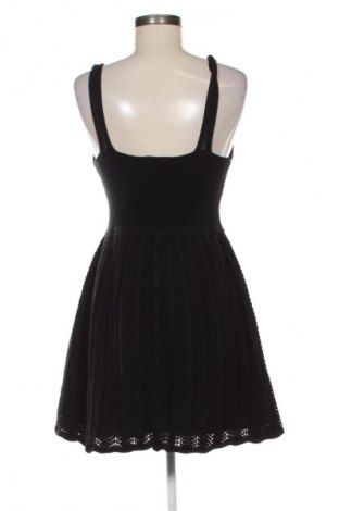 Šaty  Gap, Velikost S, Barva Černá, Cena  239,00 Kč