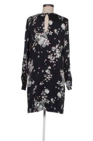 Šaty  H&M, Velikost M, Barva Vícebarevné, Cena  89,00 Kč