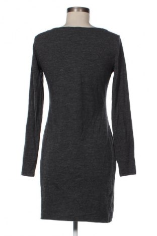 Šaty  H&M, Velikost M, Barva Vícebarevné, Cena  79,00 Kč