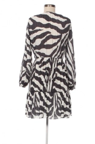 Šaty  H&M, Velikost L, Barva Vícebarevné, Cena  271,00 Kč