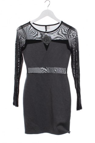 Šaty  H&M Divided, Velikost XS, Barva Šedá, Cena  69,00 Kč