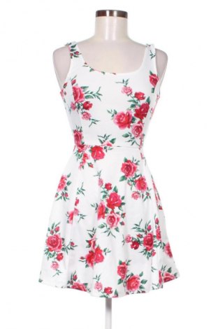 Šaty  H&M Divided, Velikost XS, Barva Vícebarevné, Cena  209,00 Kč