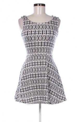 Šaty  H&M Divided, Velikost S, Barva Vícebarevné, Cena  279,00 Kč