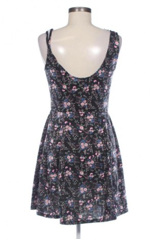 Šaty  H&M Divided, Velikost L, Barva Vícebarevné, Cena  299,00 Kč