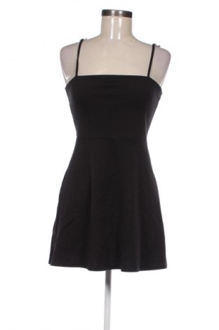 Šaty  H&M Divided, Velikost M, Barva Černá, Cena  299,00 Kč