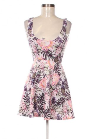 Šaty  H&M Divided, Velikost S, Barva Vícebarevné, Cena  269,00 Kč