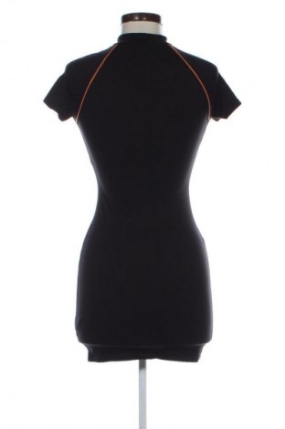 Šaty  H&M Divided, Velikost S, Barva Černá, Cena  119,00 Kč